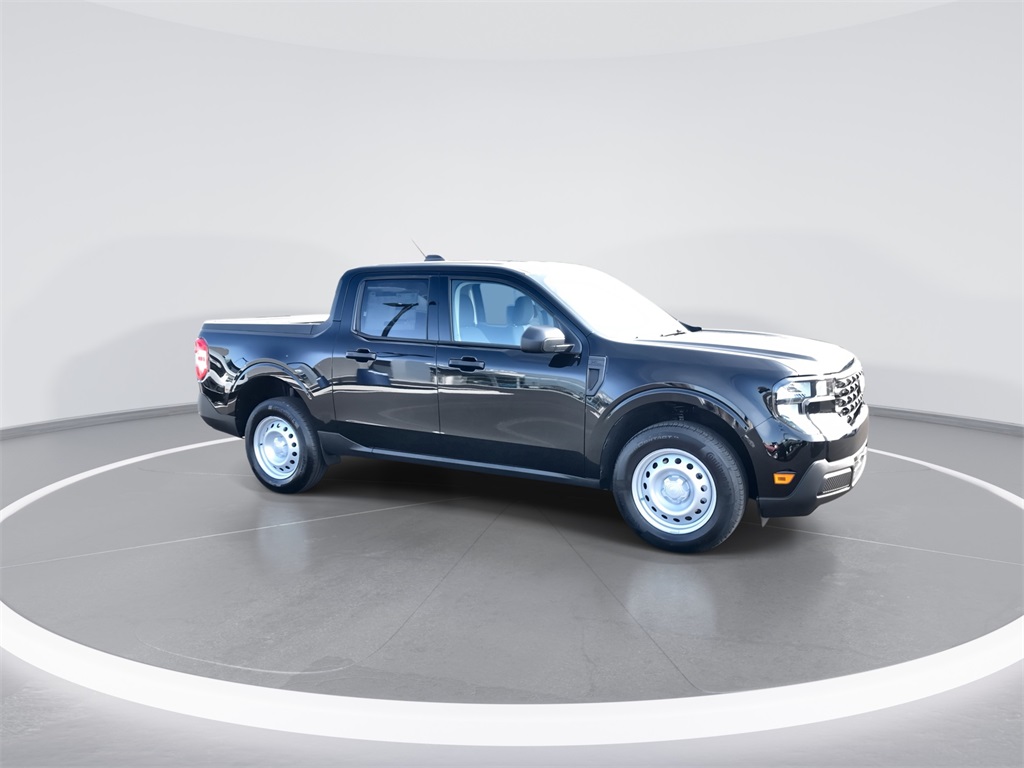 2025 Ford Maverick XL photo 2
