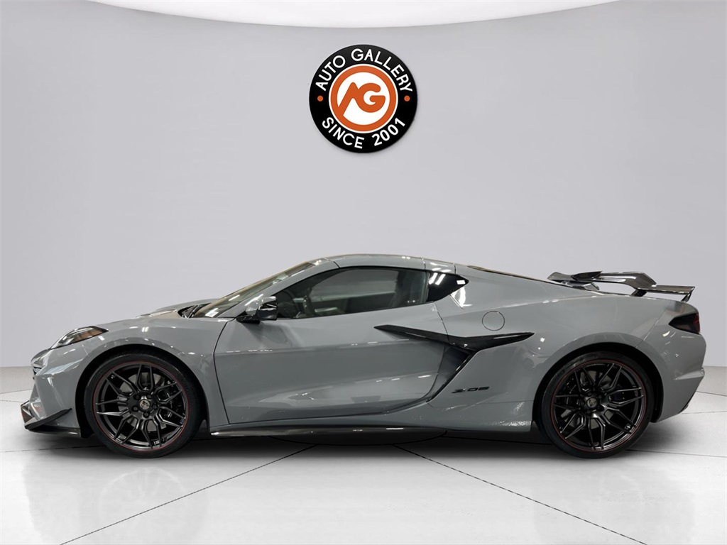 2025 Chevrolet Corvette Z06 3LZ photo 4