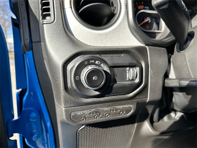 2025 Jeep Wrangler Sport S photo 31