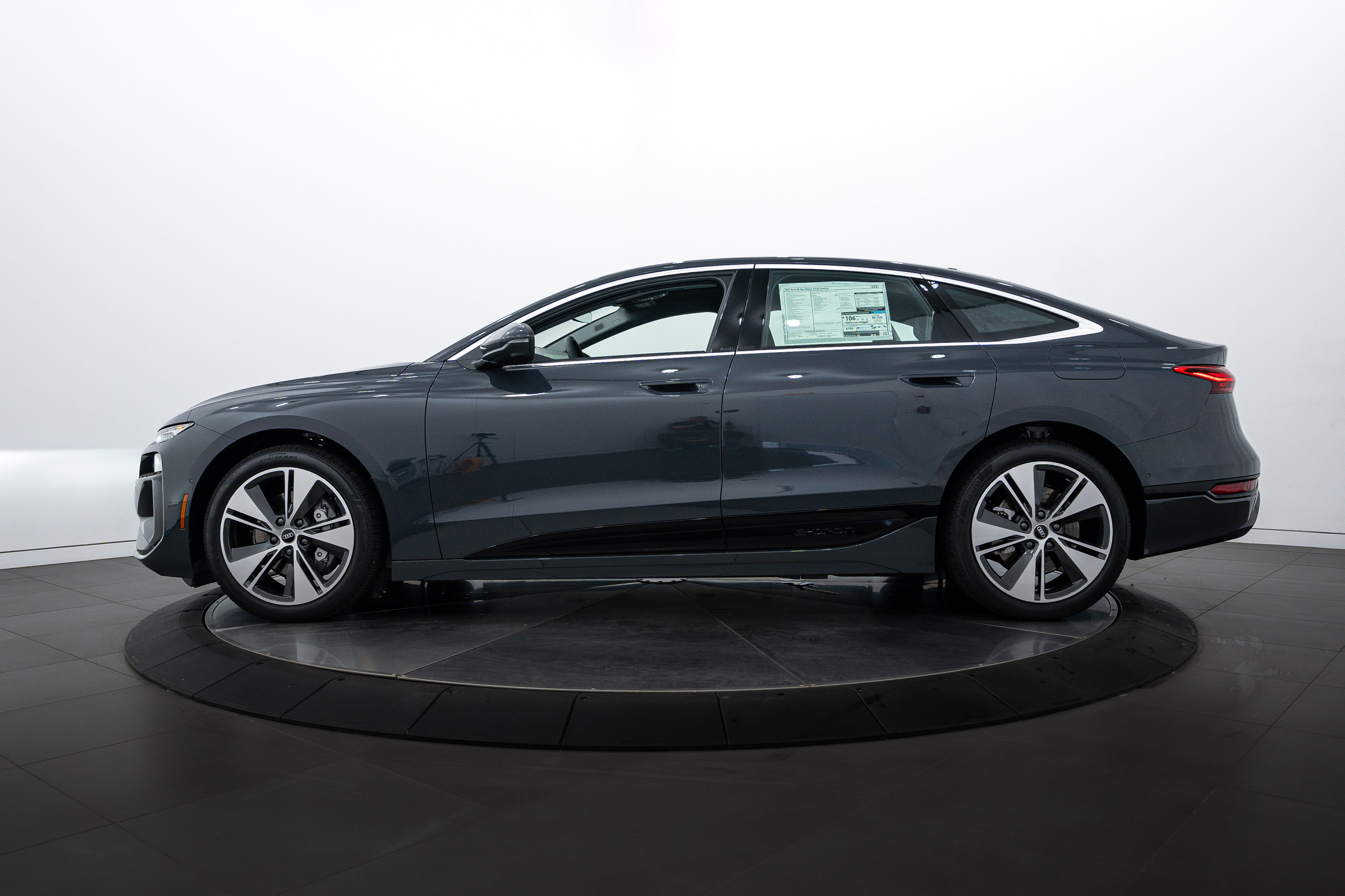 2025 Audi A6 Quattro Premium Plus photo 7