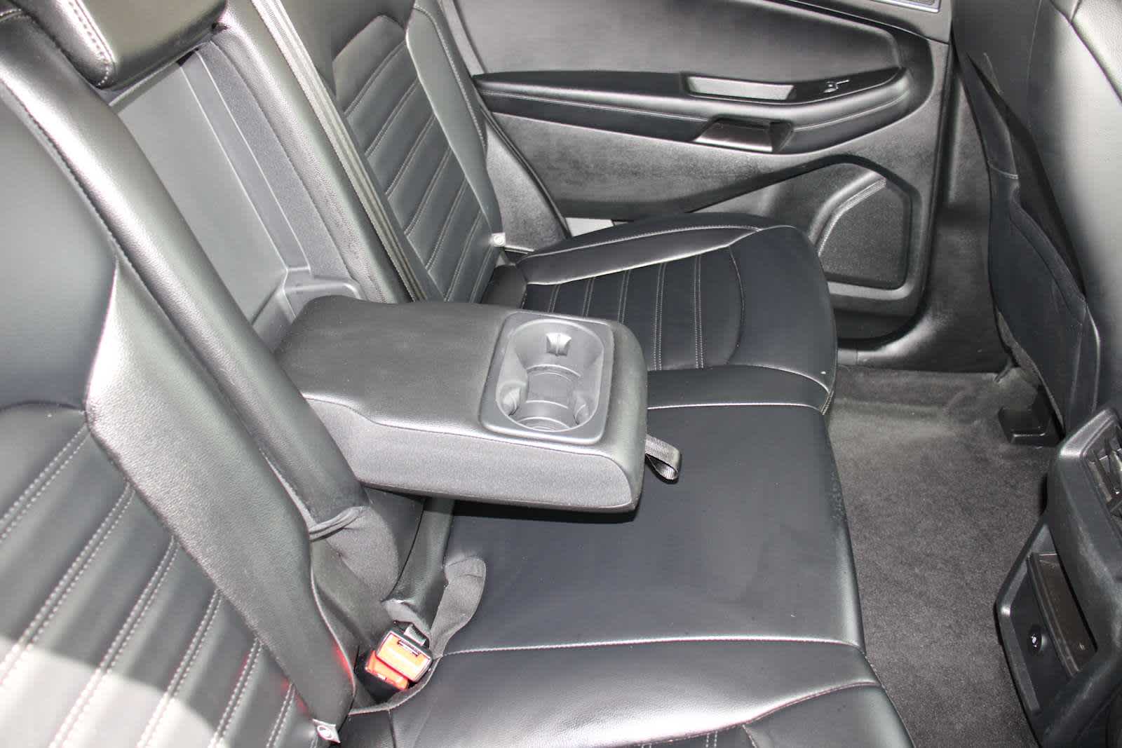 2024 Ford Edge SEL photo 36
