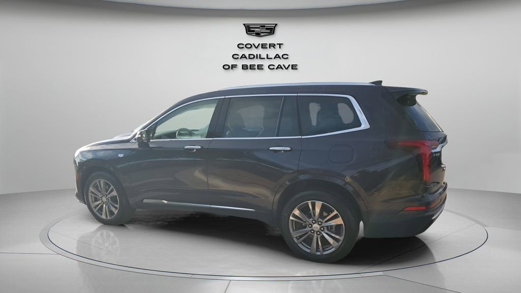 2025 Cadillac XT6 Premium Luxury photo 4