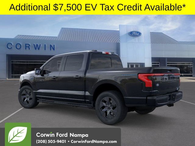 2025 Ford F-150 Lightning Lariat photo 3