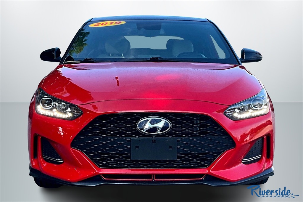 2019 Hyundai Veloster Turbo Ultimate photo 2