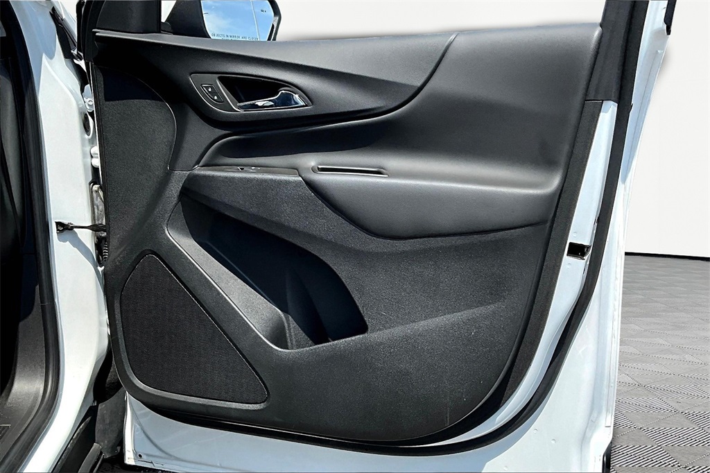 2022 Chevrolet Equinox LT photo 22