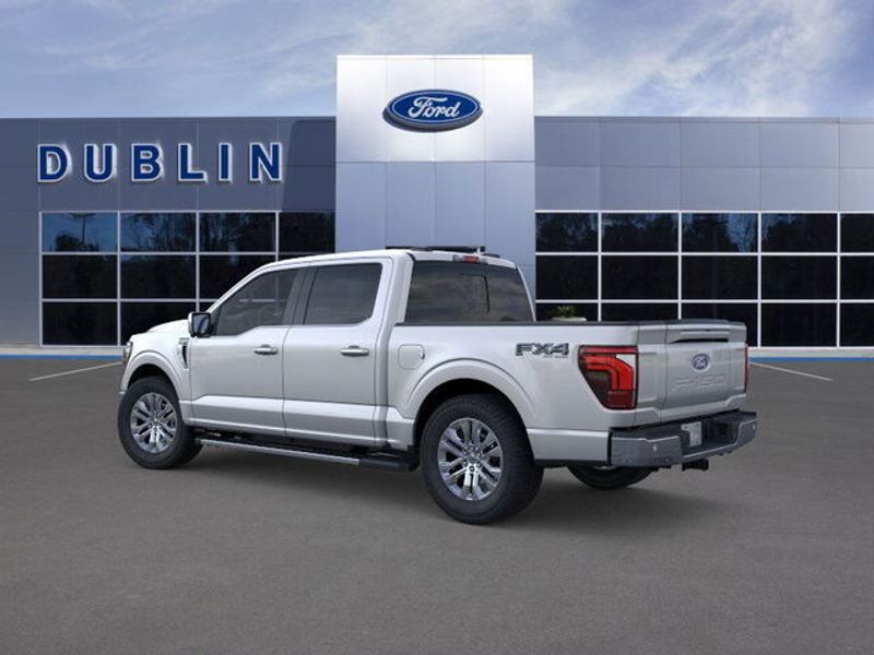 2025 Ford F-150 Lariat photo 2
