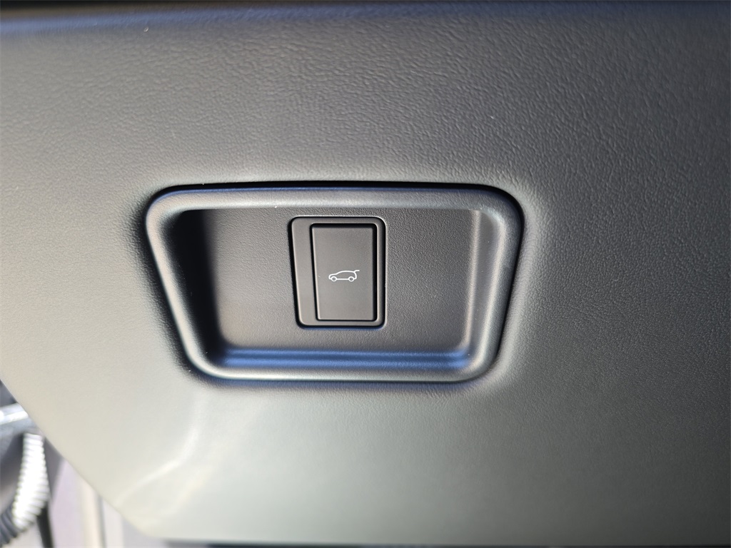 2025 Land Rover Range Rover Sport SE photo 23