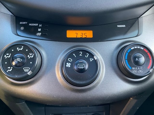 2012 Toyota RAV4 Sport photo 10