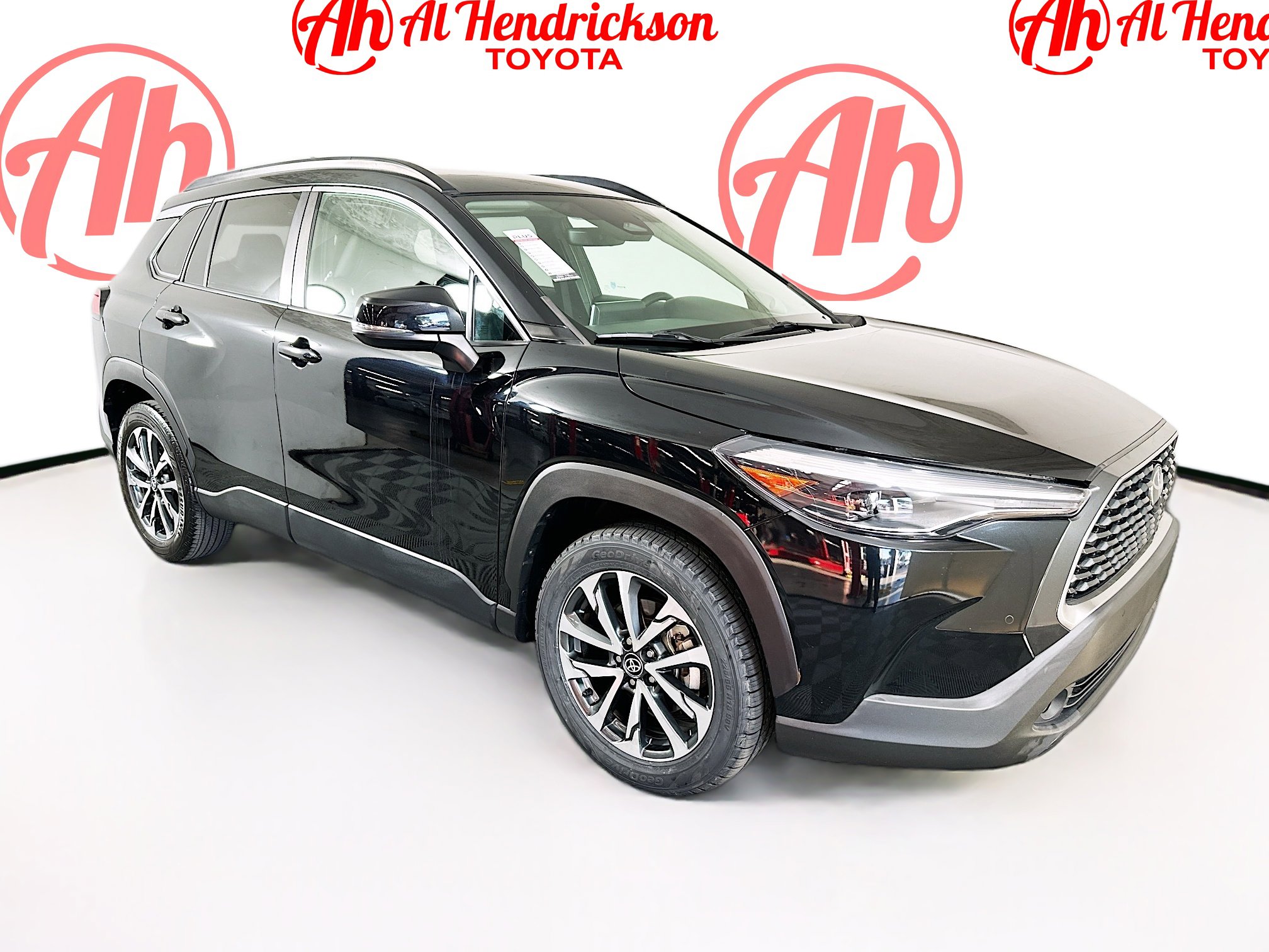 2023 Toyota Corolla Cross XLE