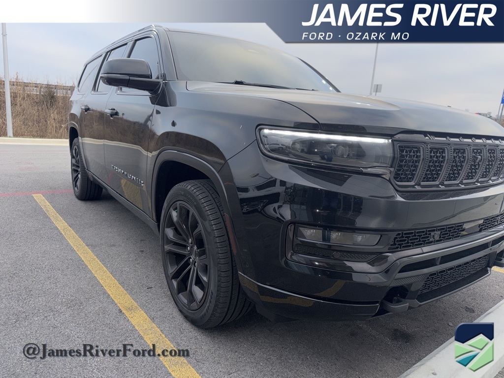 2024 Jeep Grand Wagoneer L Series III's photo