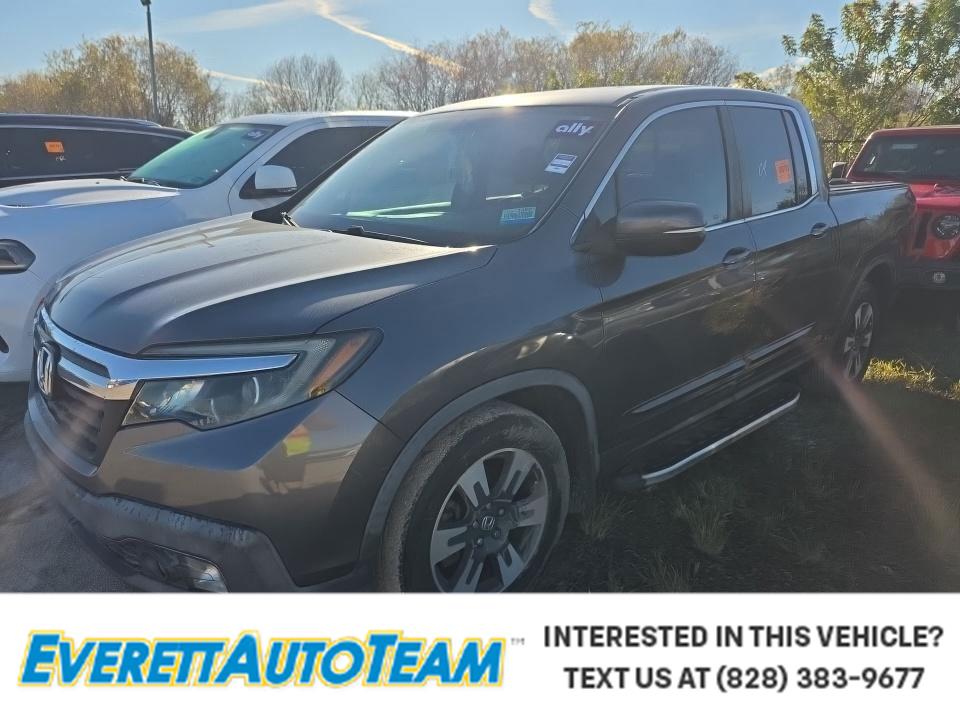 2019 Honda Ridgeline RTL-T's photo