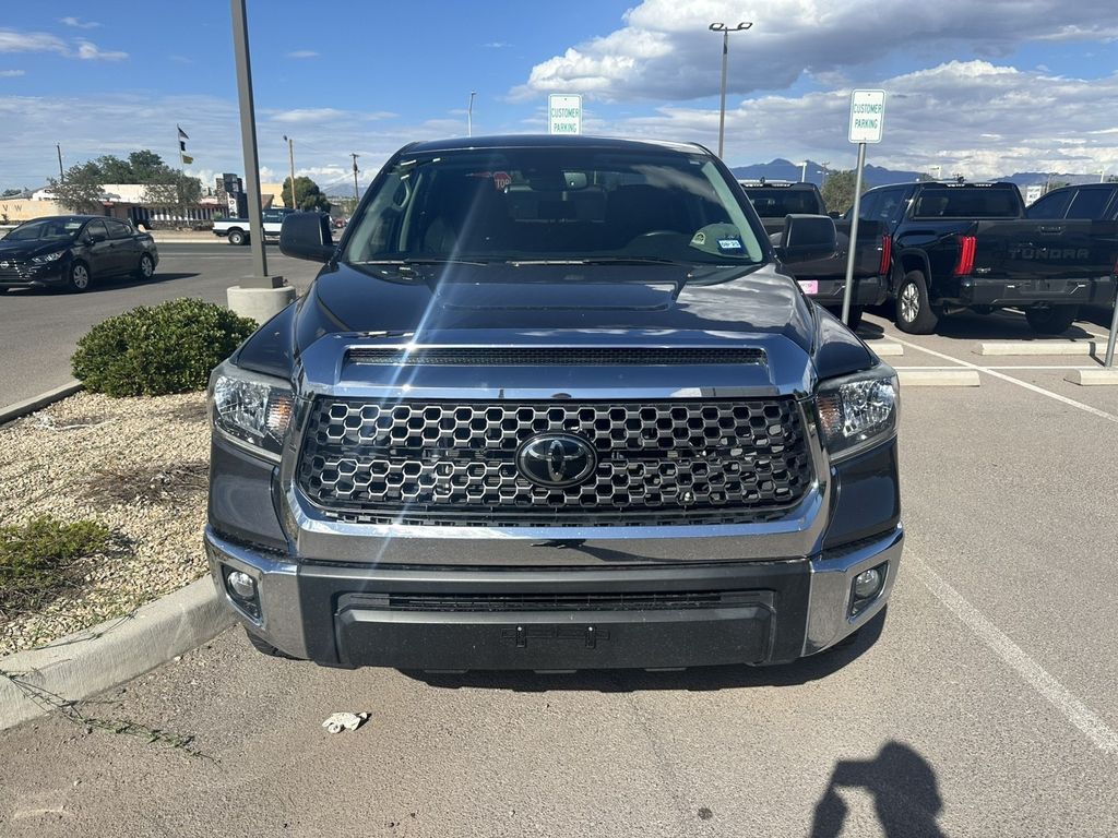 2021 Toyota Tundra SR5 CrewMax photo 4