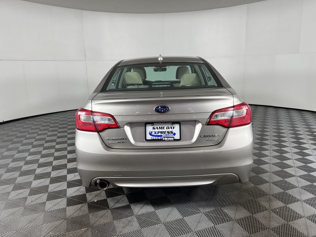 2017 Subaru Legacy 2.5i Premium photo 7
