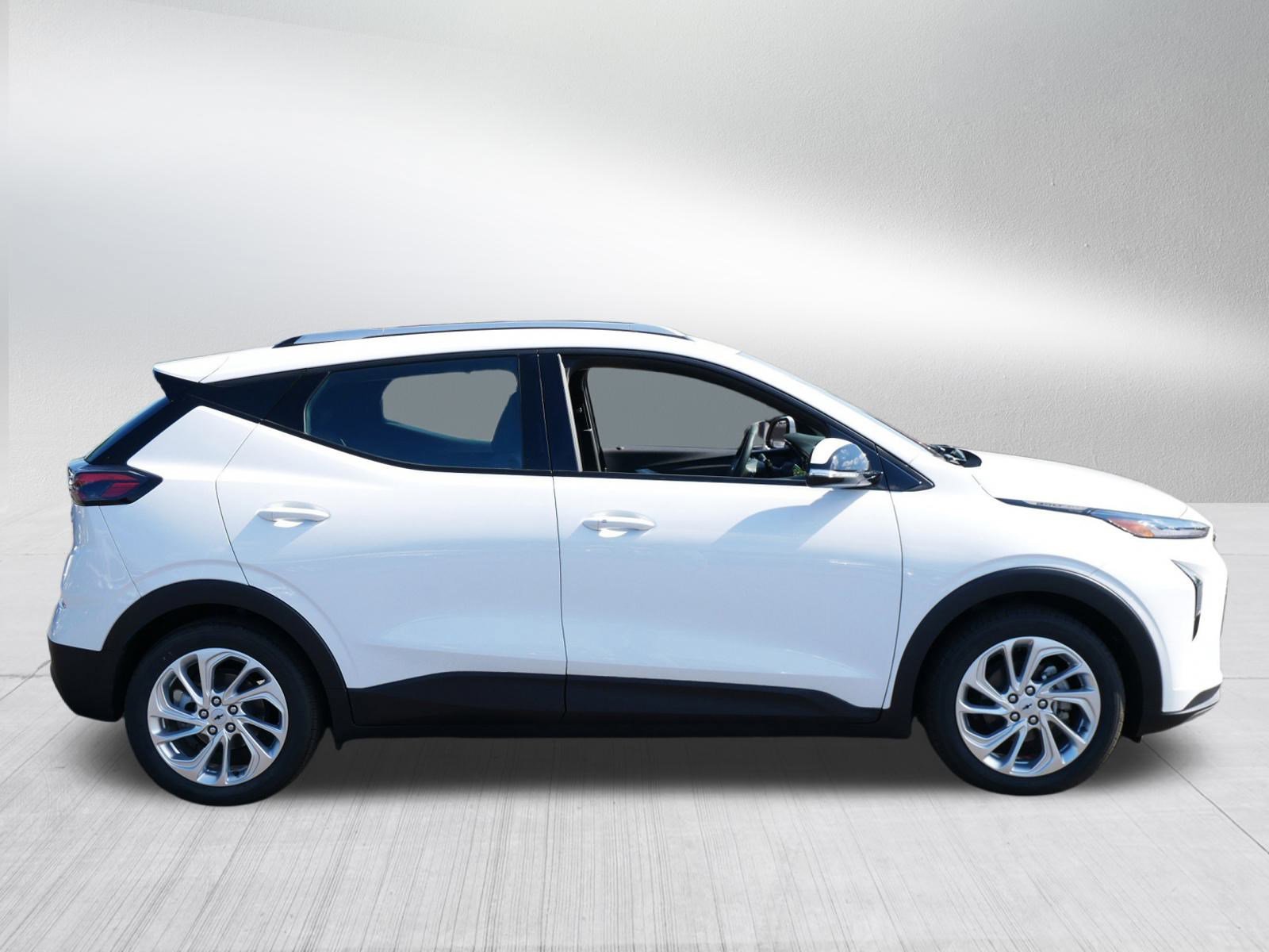 2022 Chevrolet Bolt EUV photo 8