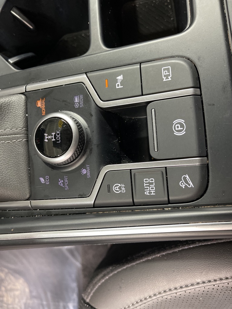 2024 Kia Sorento S photo 10