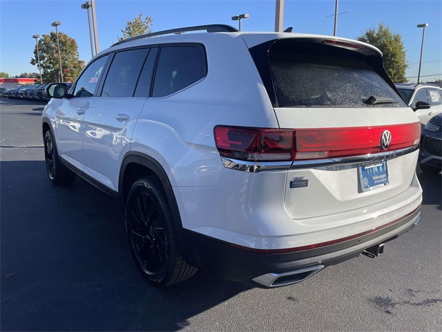 2026 Volkswagen Atlas SE Technology photo 3