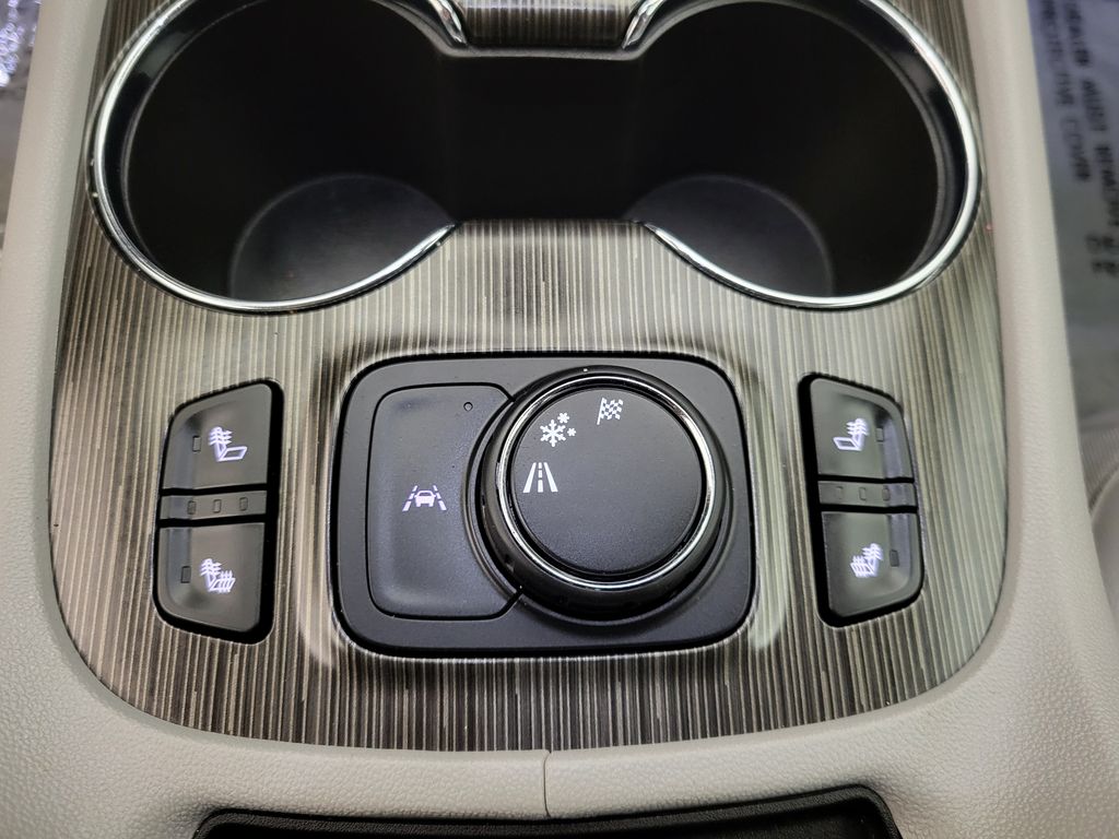 2023 Gmc Acadia SLT photo 8