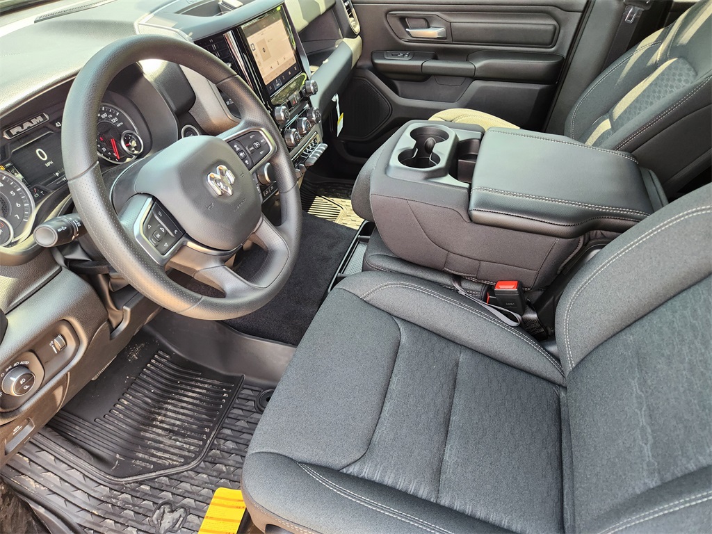 2026 Ram 1500 Warlock photo 9