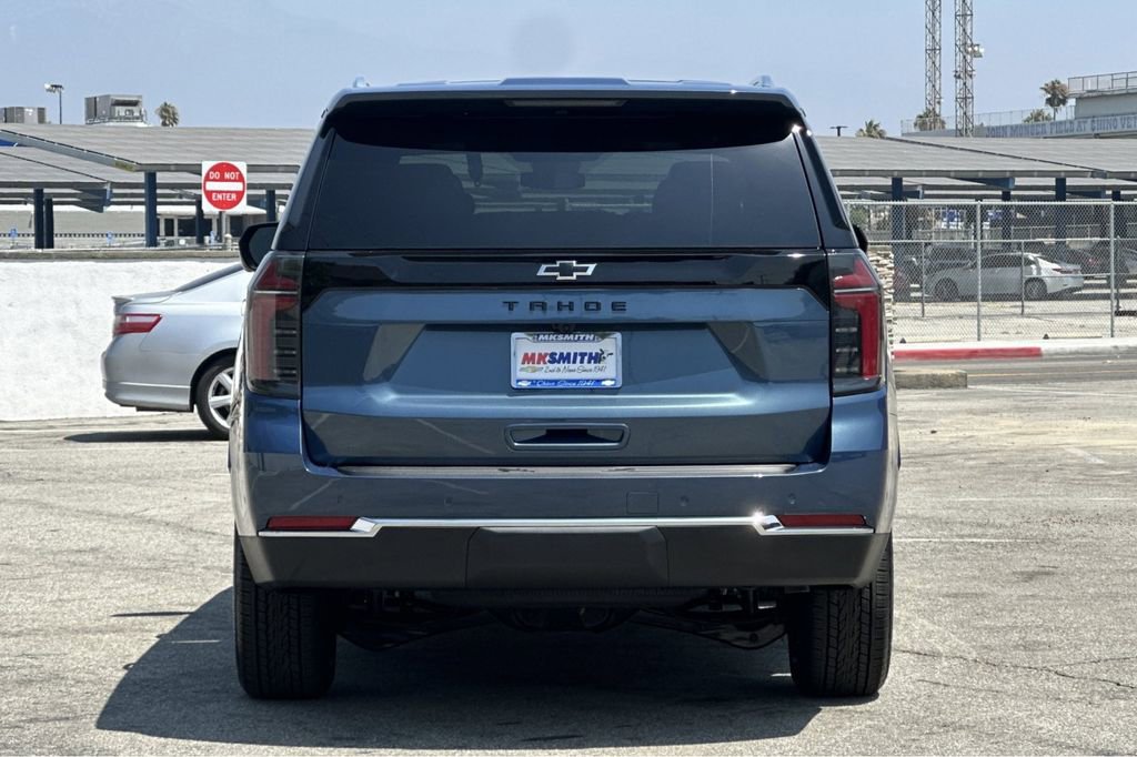 2025 Chevrolet Tahoe LS photo 5