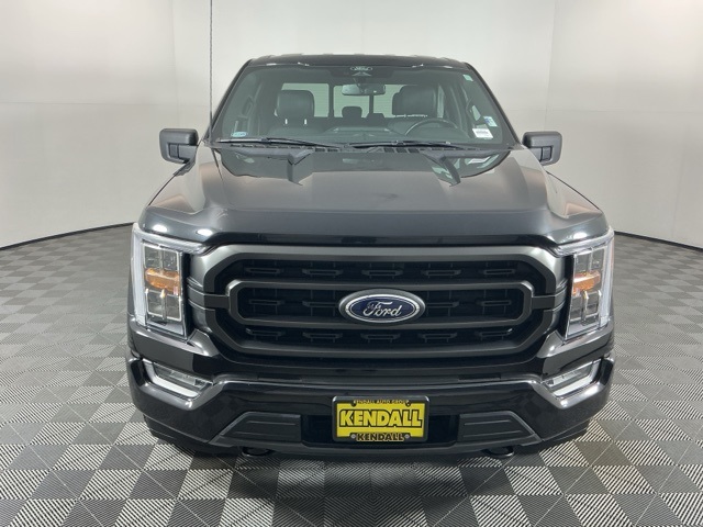 2022 Ford F-150 XLT photo 2