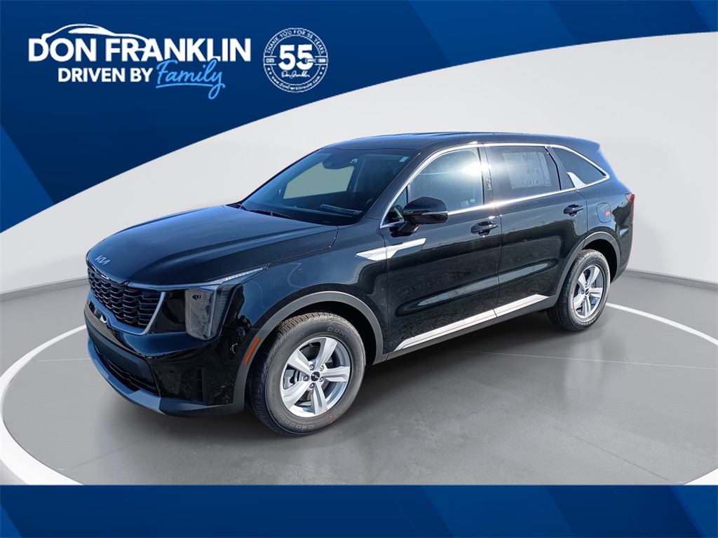 2026 Kia Sorento LX's photo