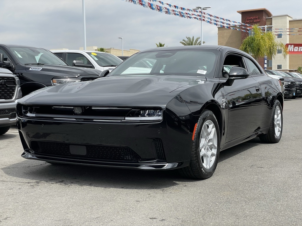 New 2025 Diamond Black Crystal Pearlcoat Dodge R/T image 1
