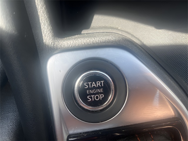 2021 Nissan Sentra SR photo 22