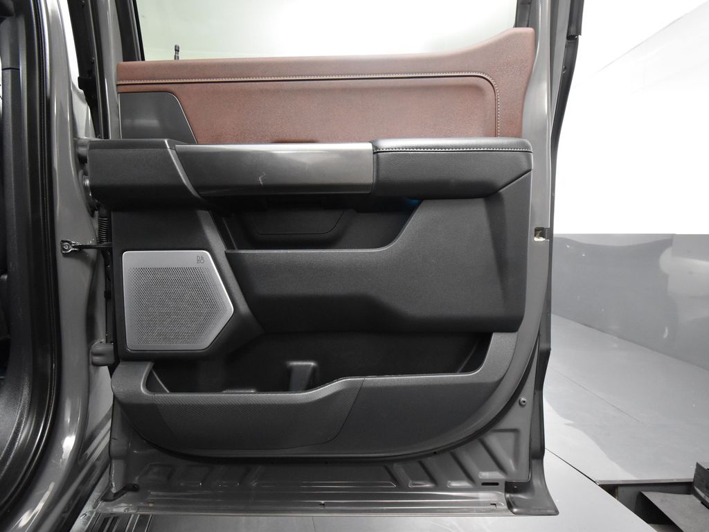 2021 Ford F-150 Lariat photo 30