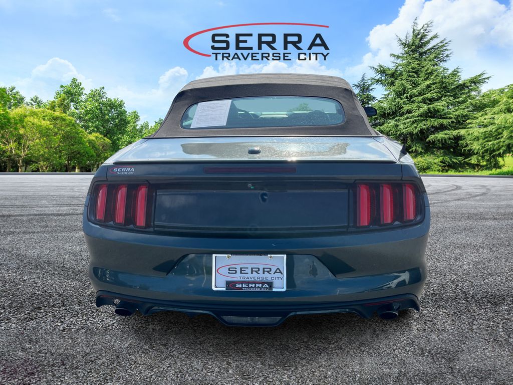 2016 Ford Mustang EcoBoost Premium photo 6