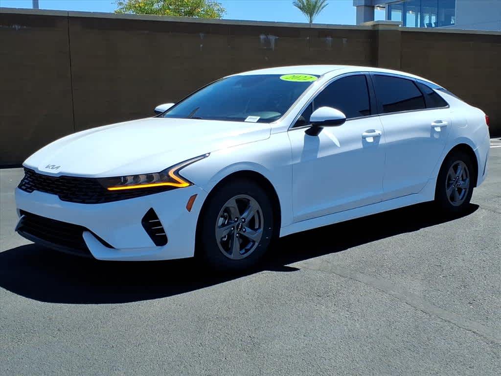 2022 Kia K5 LXS photo 3
