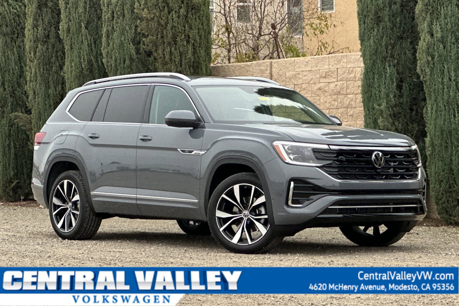 2026 Volkswagen Atlas SEL Premium R-Line's photo