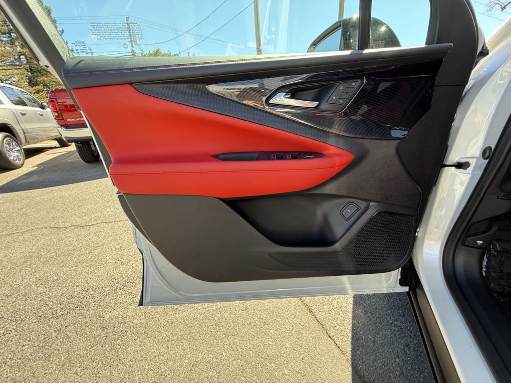 2024 Chevrolet Blazer EV RS photo 8