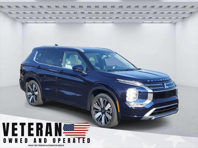 2025 Mitsubishi Outlander SEL's photo