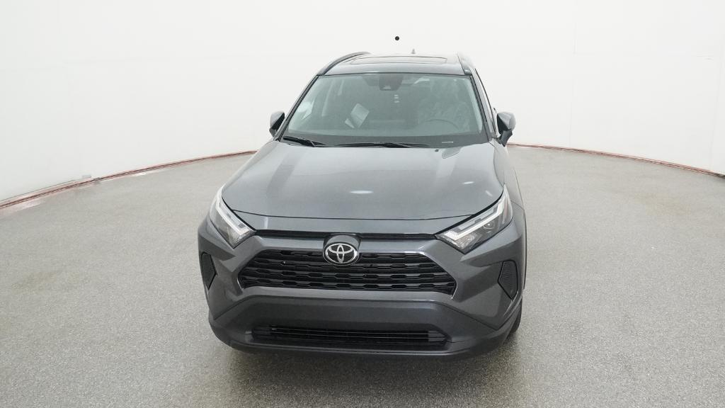 2025 Toyota RAV4 XLE photo 2