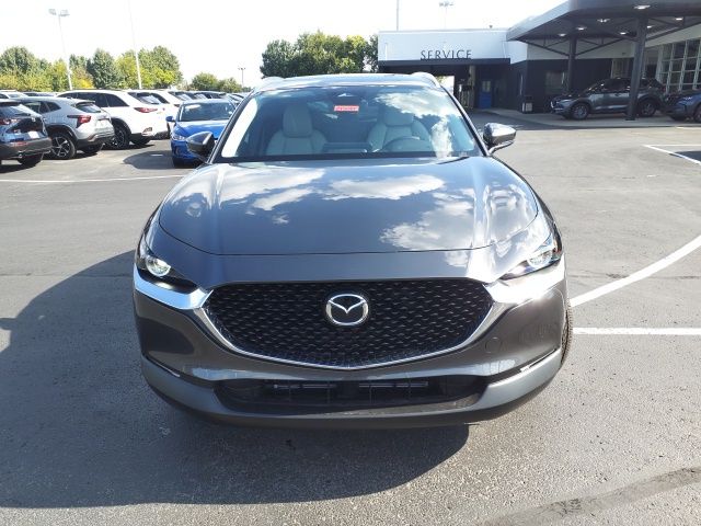 2025 Mazda CX-30 2.5 S Preferred photo 2