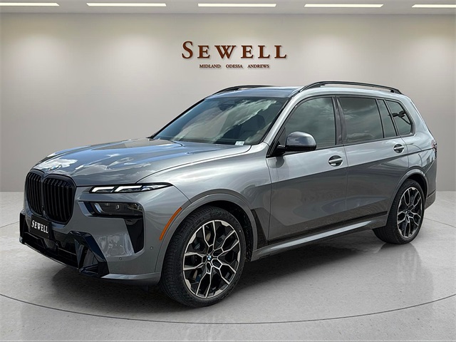 2026 BMW X7 40i's photo