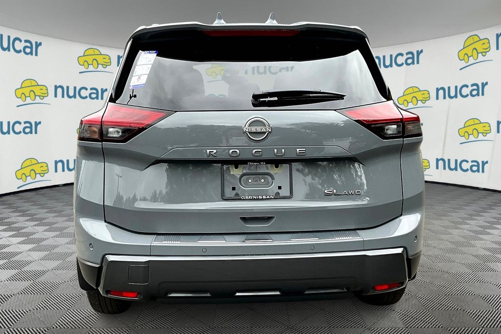 2025 Nissan Rogue SL photo 4