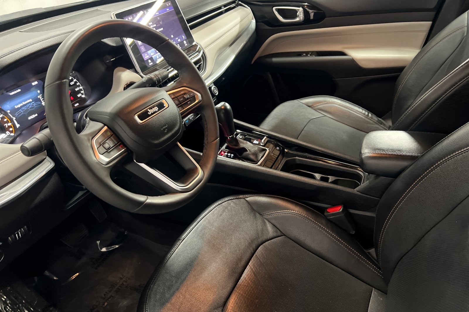 2023 Jeep Compass Limited photo 7