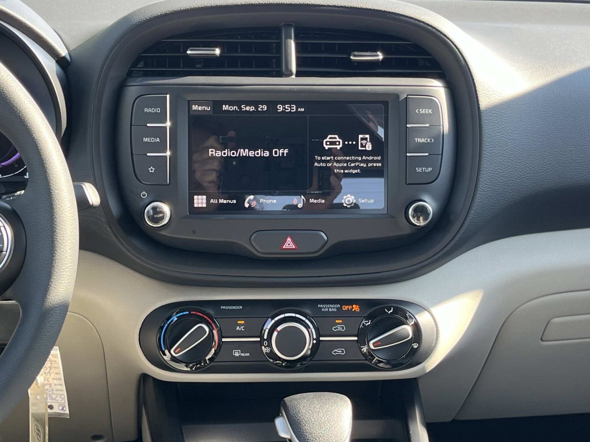 2025 Kia Soul LX photo 13