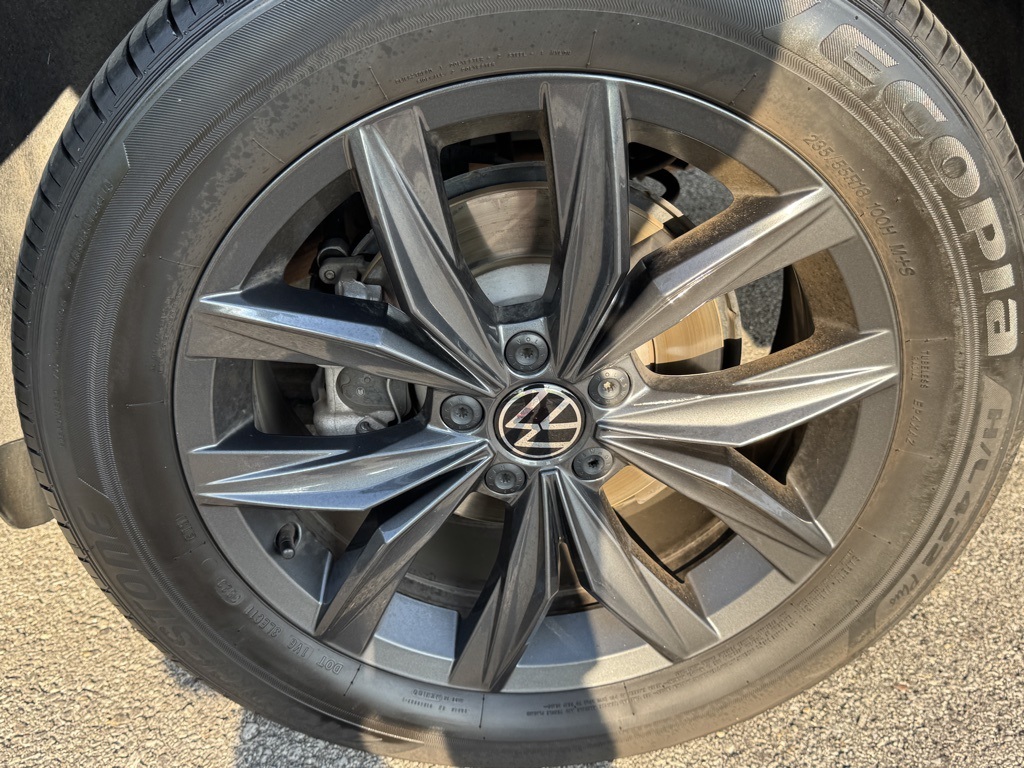 2024 Volkswagen Tiguan SE Wolfsburg Edition photo 7