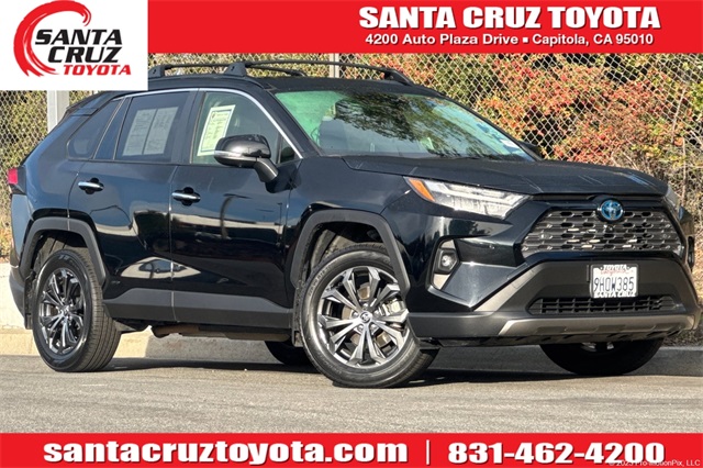 2023 Toyota RAV4 Limited's photo