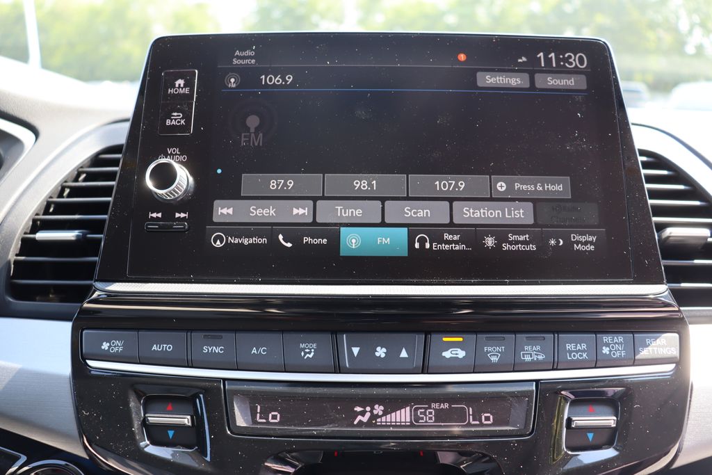 2026 Honda Odyssey Touring photo 23
