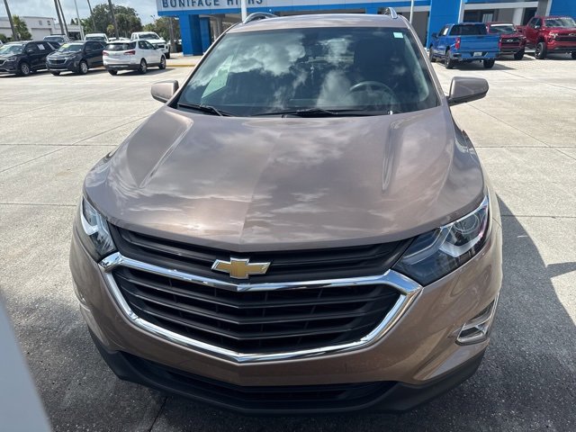 2018 Chevrolet Equinox LT photo 2