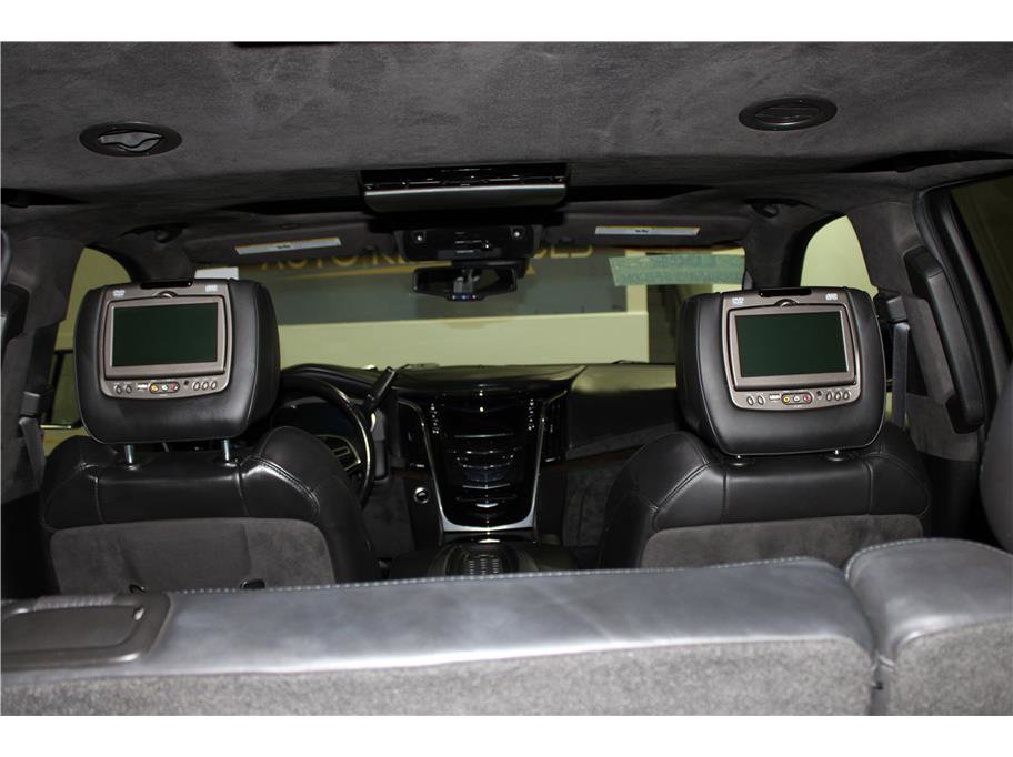 2016 Cadillac Escalade ESV Platinum photo 22