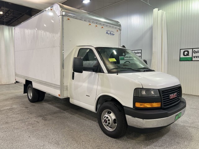 2024 GMC Savana Cutaway 3500 1WT