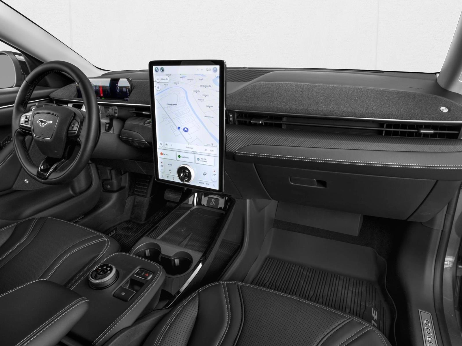 2025 Ford Mustang Mach-E Premium photo 11