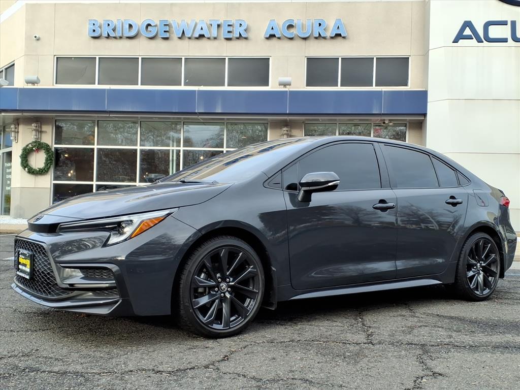 2024 Toyota Corolla SE's photo