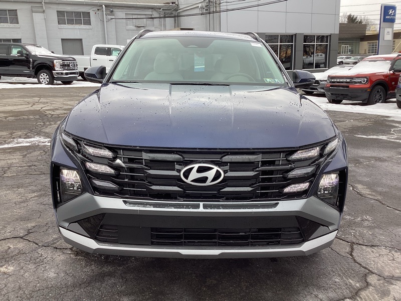 2025 Hyundai Tucson SEL photo 2