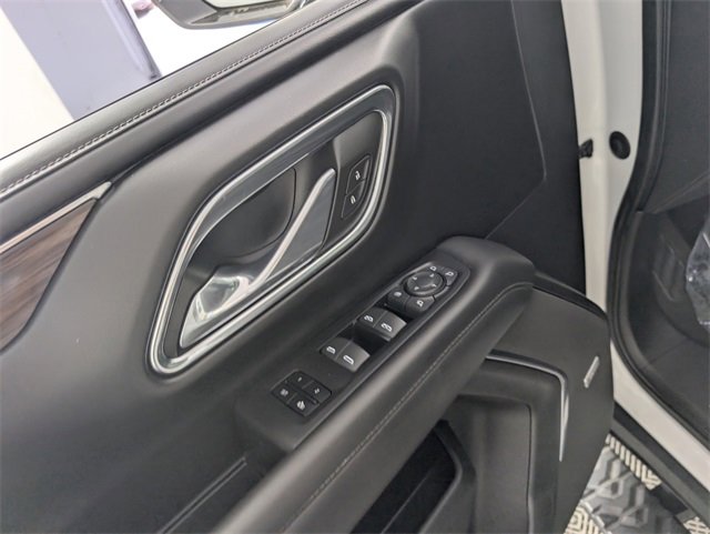 2023 Chevrolet Suburban Z71 photo 13