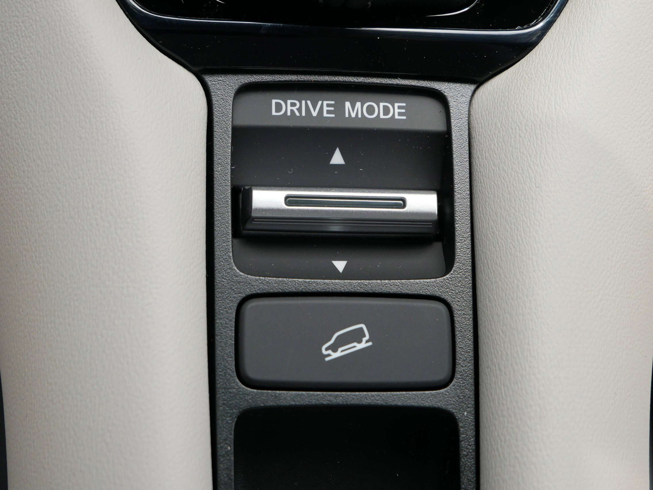 2026 Honda HR-V LX photo 19